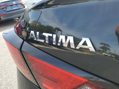 2022 Nissan Altima 2.5 SV