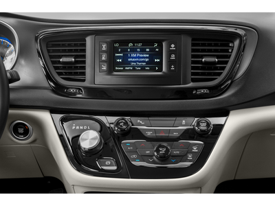 2020 Chrysler Pacifica Red S