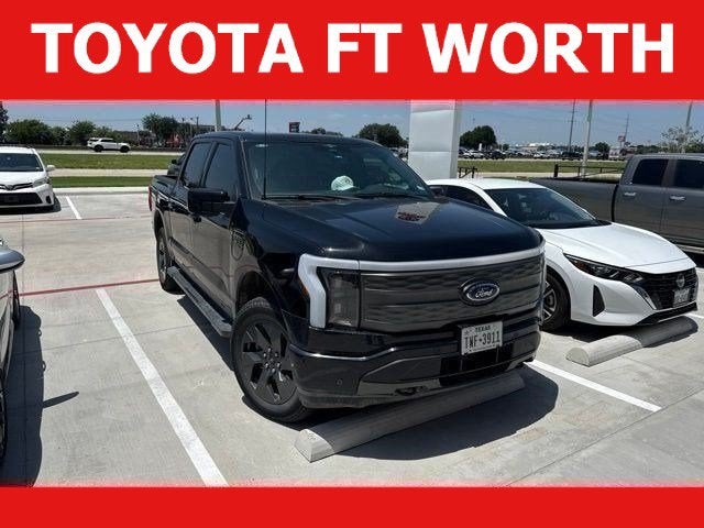 2023 Ford F-150 Lightning Lariat