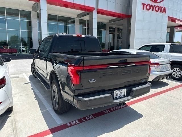 2023 Ford F-150 Lightning Lariat
