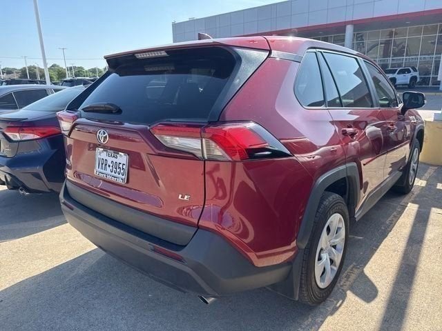 2024 Toyota RAV4 LE
