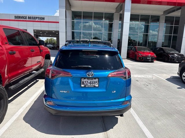 2017 Toyota RAV4 LE