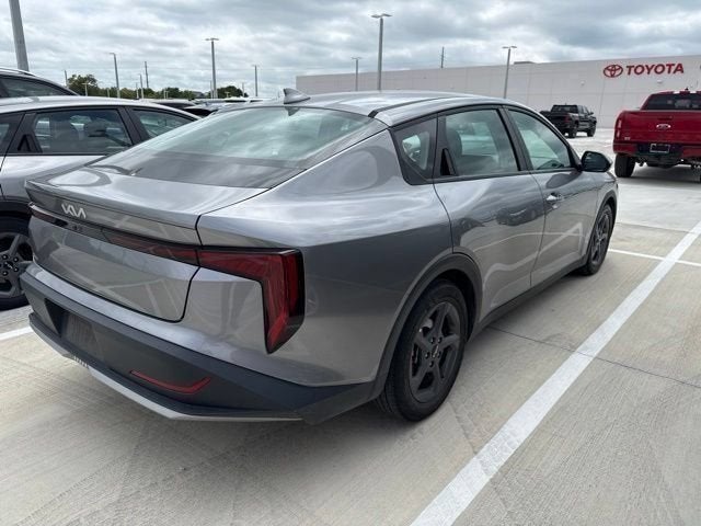 2025 Kia K4 LXS
