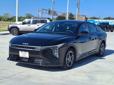 2025 Kia K4 LXS