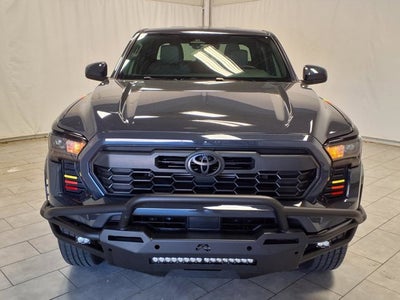 2025 Toyota Tacoma 4WD SR5