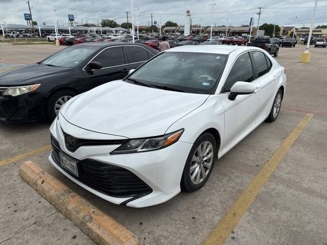 2020 Toyota Camry LE