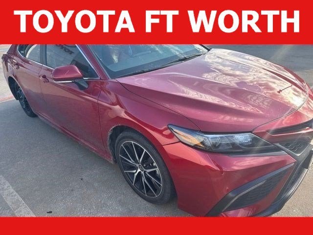 2022 Toyota Camry SE