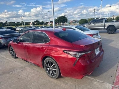 2022 Toyota Camry SE