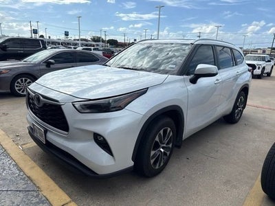2023 Toyota Highlander XLE