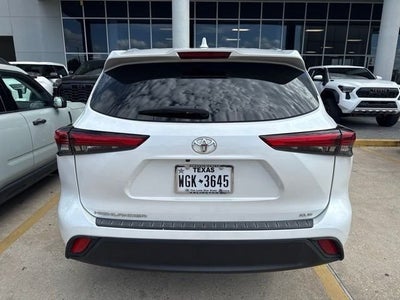 2023 Toyota Highlander XLE