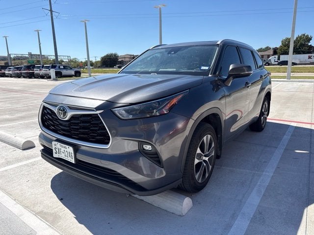2023 Toyota Highlander XLE
