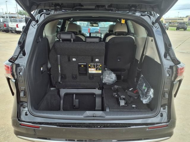 2026 Toyota Sienna Limited