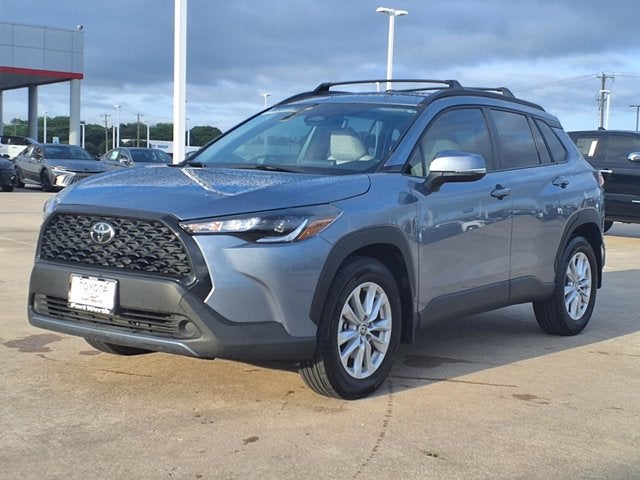 2024 Toyota Corolla Cross LE