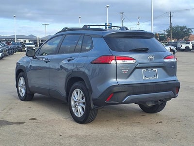 2024 Toyota Corolla Cross LE