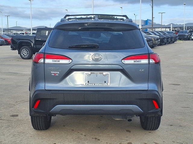 2024 Toyota Corolla Cross LE