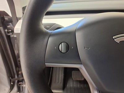 2025 Tesla Model Y Long Range
