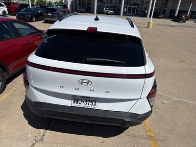 2025 Hyundai Kona SEL