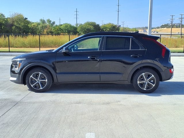 2025 Kia Niro LX