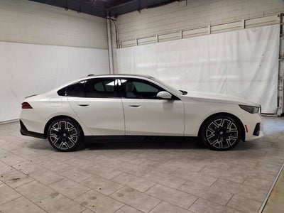 2026 BMW 5 Series 550e xDrive