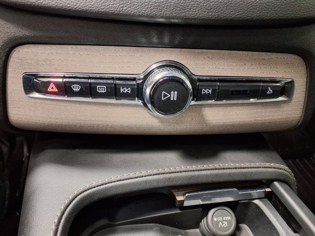 2021 Volvo XC90 T6 Inscription