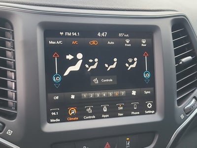 2023 Jeep Cherokee Altitude Lux