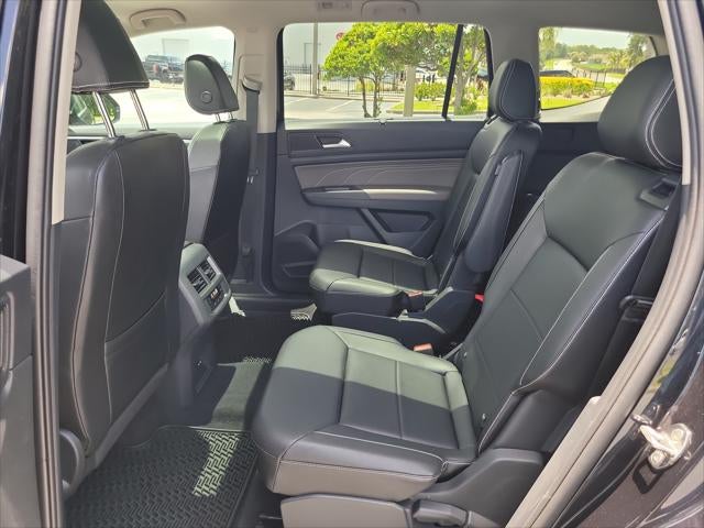 2023 Volkswagen Atlas 3.6L V6 SEL R-Line Black