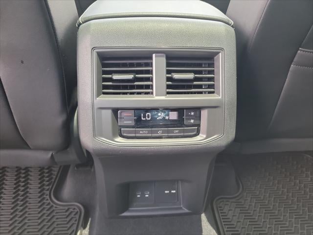 2023 Volkswagen Atlas 3.6L V6 SEL R-Line Black