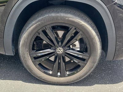 2023 Volkswagen Atlas 3.6L V6 SEL R-Line Black