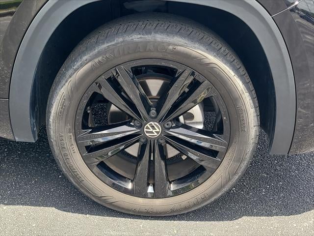 2023 Volkswagen Atlas 3.6L V6 SEL R-Line Black