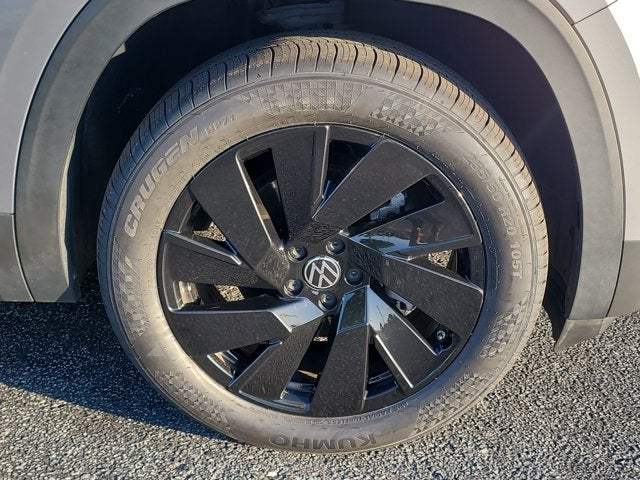 2024 Volkswagen Atlas 2.0T SE with Technology