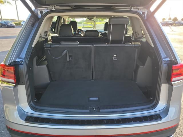 2024 Volkswagen Atlas 2.0T SE with Technology