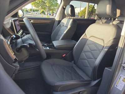 2024 Volkswagen Atlas 2.0T SE with Technology