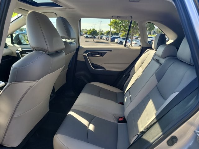 2020 Toyota RAV4 XLE Premium