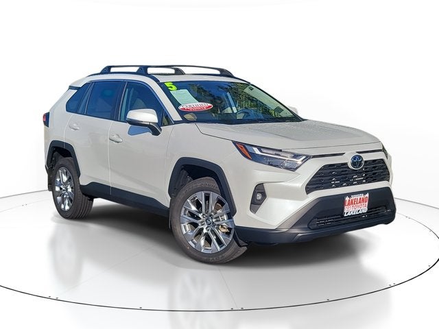 2025 Toyota RAV4 XLE Premium
