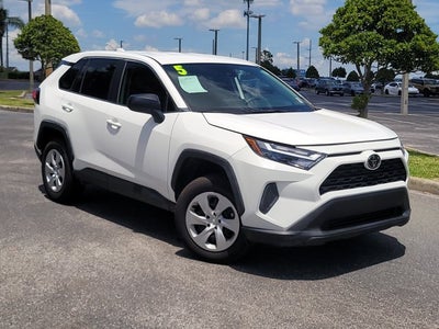 2025 Toyota RAV4 LE
