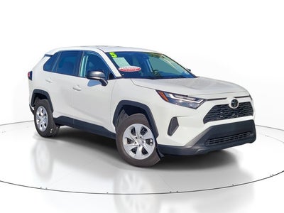 2025 Toyota RAV4 LE