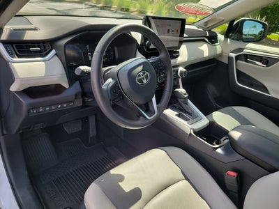 2025 Toyota RAV4 Limited