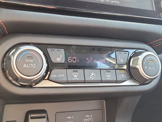 2025 Nissan Versa SR