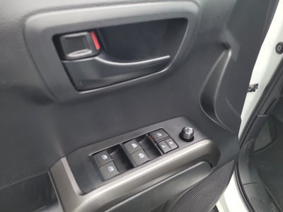 2023 Toyota TACOMA SR5 SR5