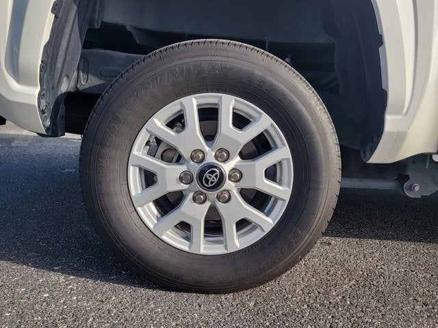2024 Toyota Tacoma 4WD SR5