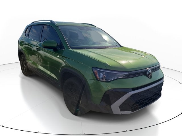 2025 Volkswagen Taos SE