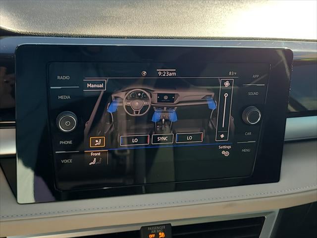 2025 Volkswagen Taos SE