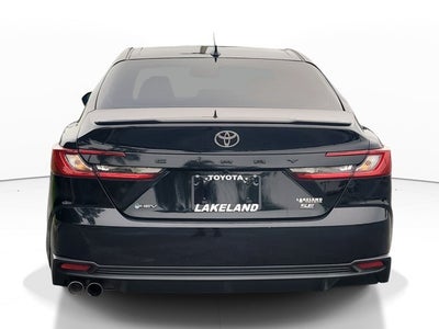 2025 Toyota Camry SE