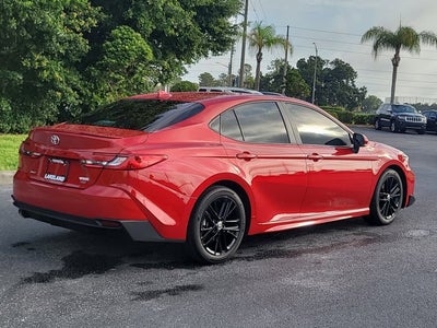 2025 Toyota Camry SE