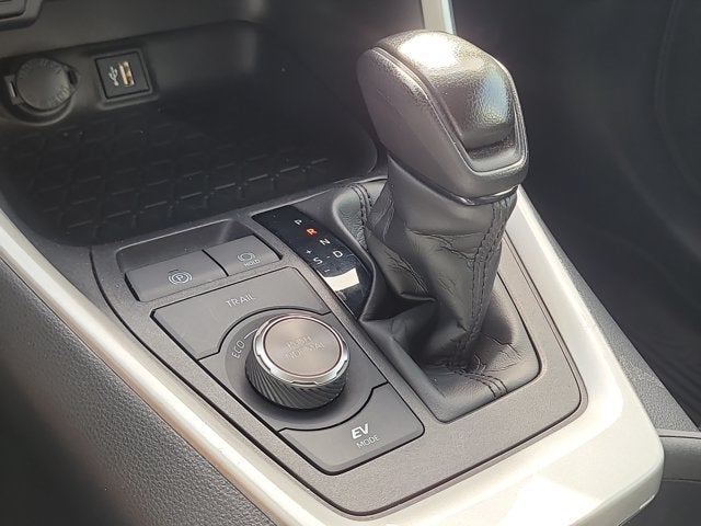 2024 Toyota RAV4 HYBRID Hybrid LE