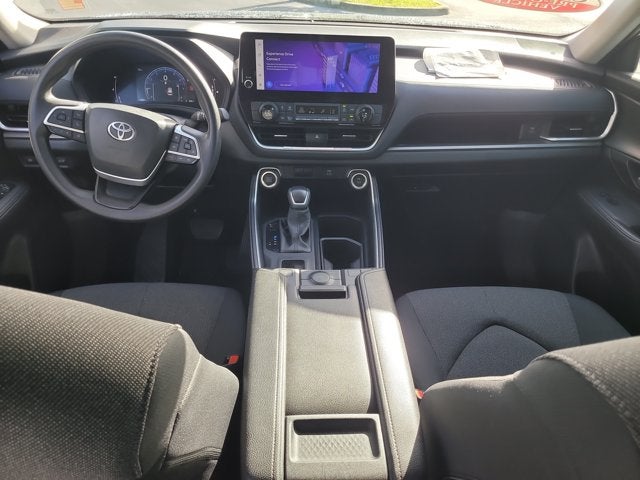 2025 Toyota Grand Highlander LE