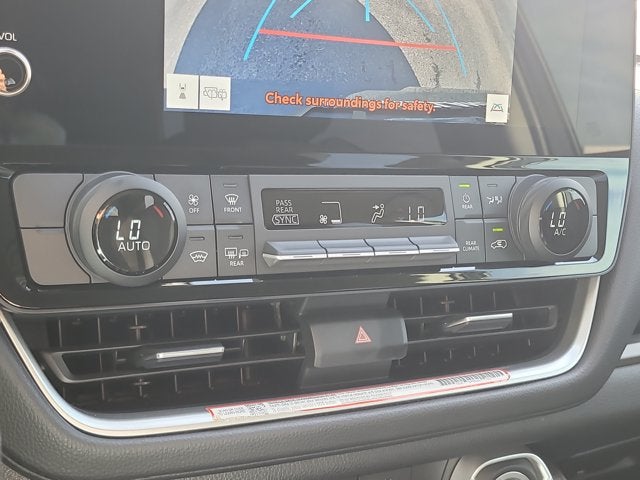 2025 Toyota Grand Highlander LE