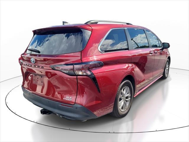 2023 Toyota Sienna XLE