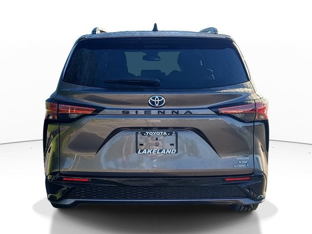 2022 Toyota Sienna XSE