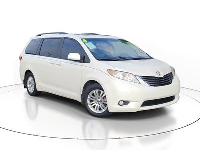 2016 Toyota Sienna XLE